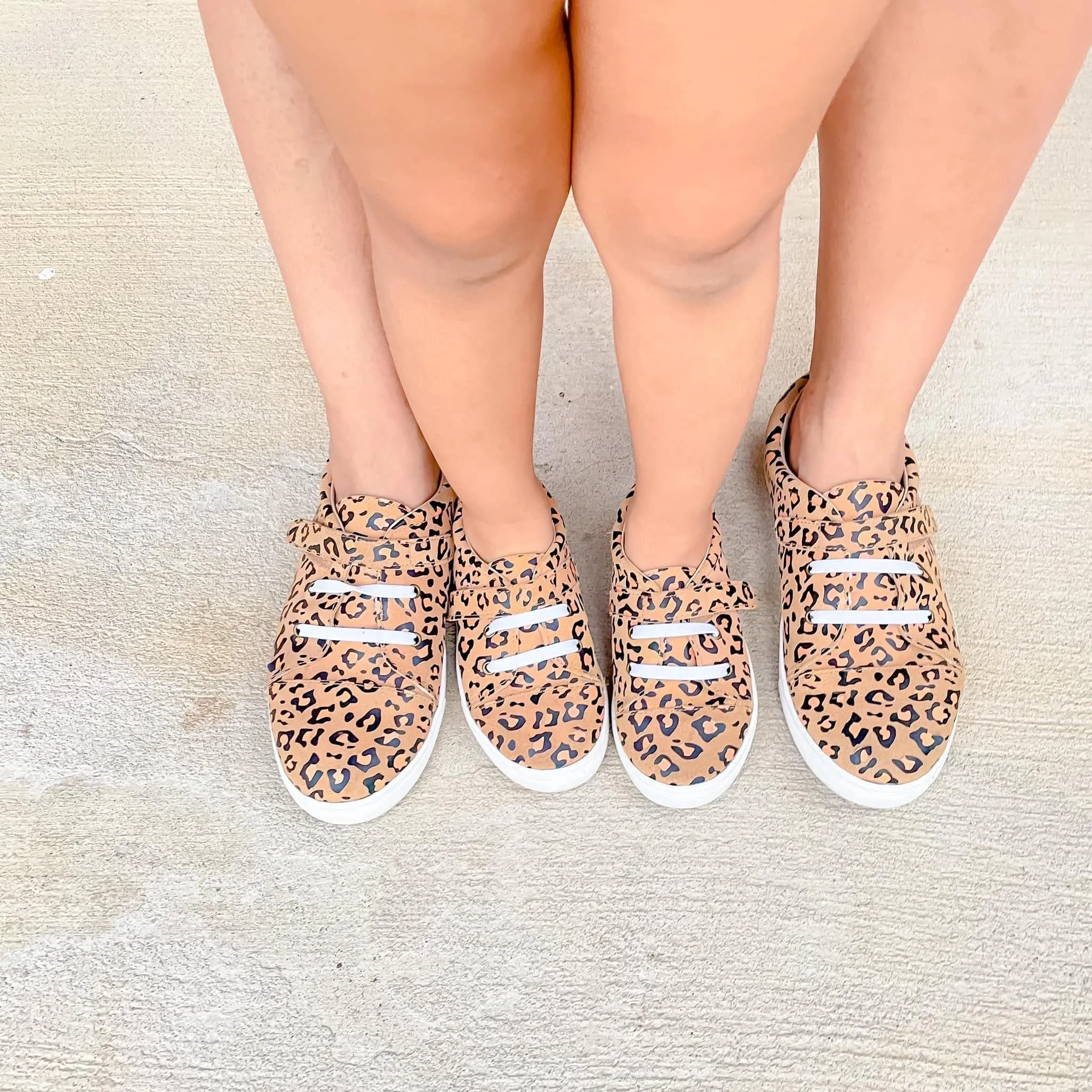 Leopard Sneaks