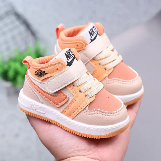 TODDLER SNEAKERS